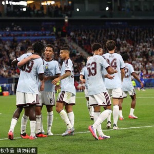 欧洲超级杯决赛：巴黎圣日耳曼2-1阿斯顿维拉